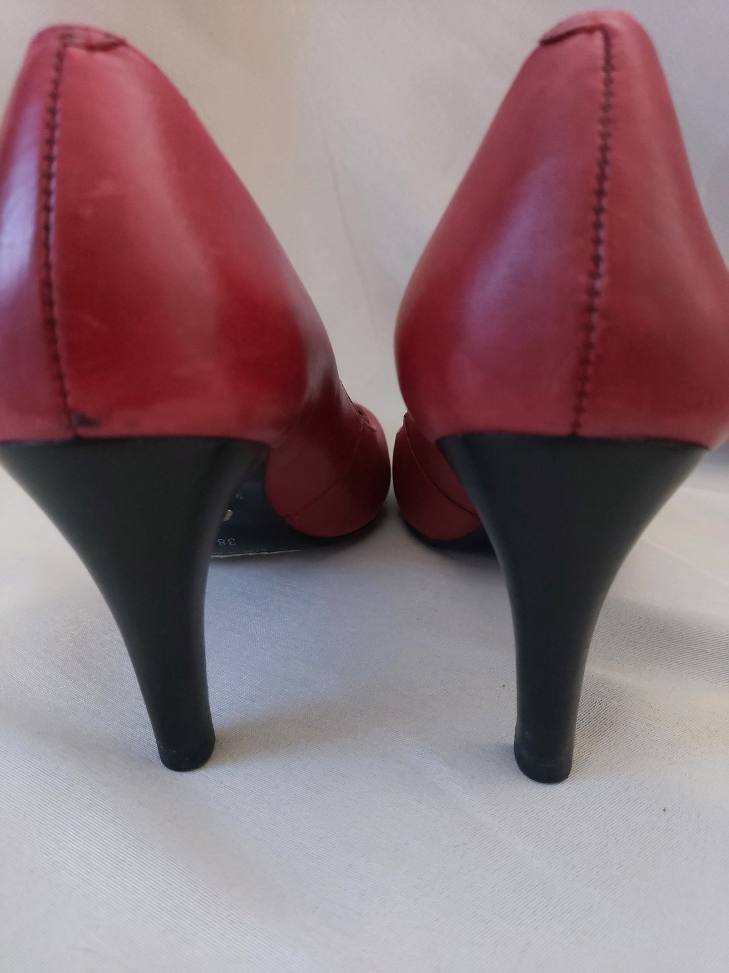 Talons rouge en Cuir MINELLI