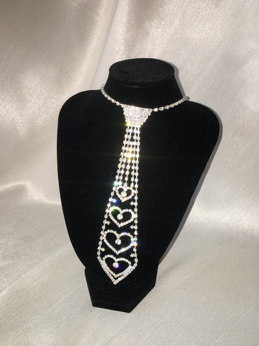 Collier cravate